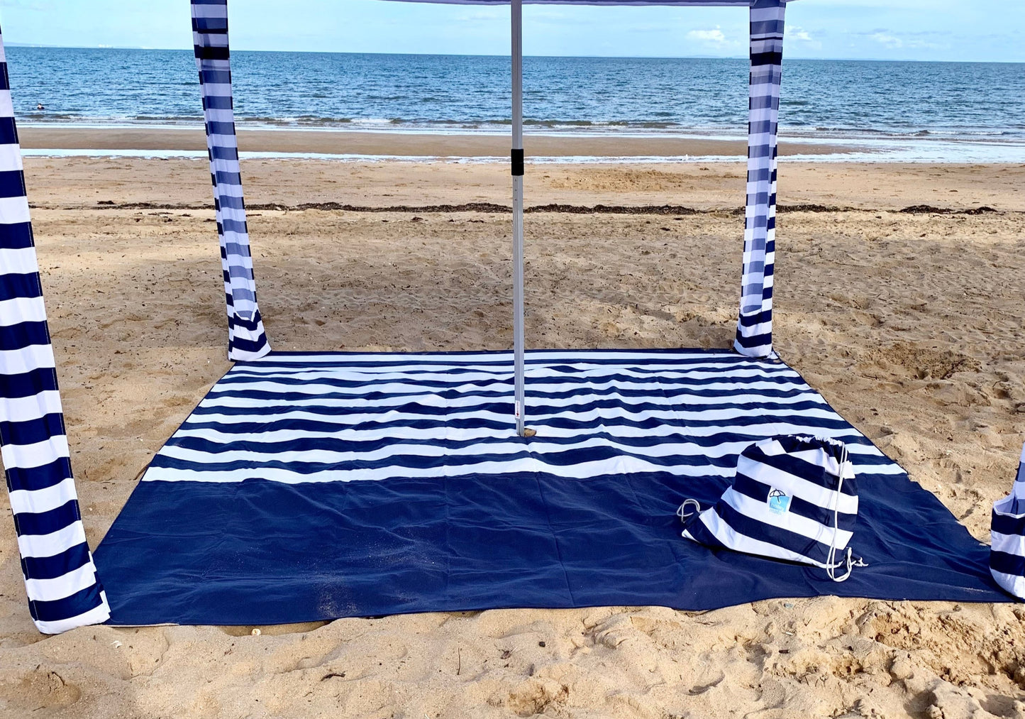 2.5m x 2.5m Navy Striped Beach Mat with Hole + Beach Bag